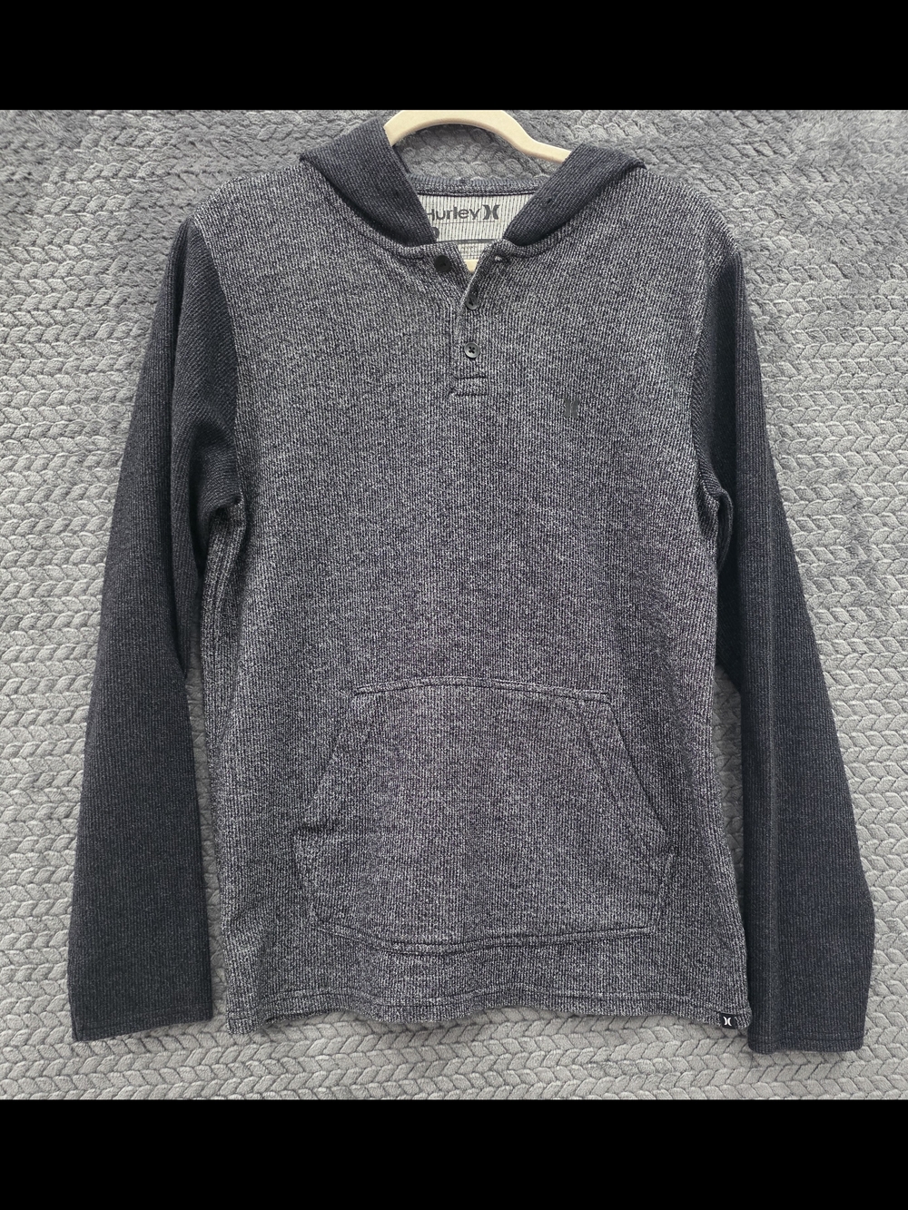 Hurley Men's Charcoal Gray Hooded Pullover Sweatshirt